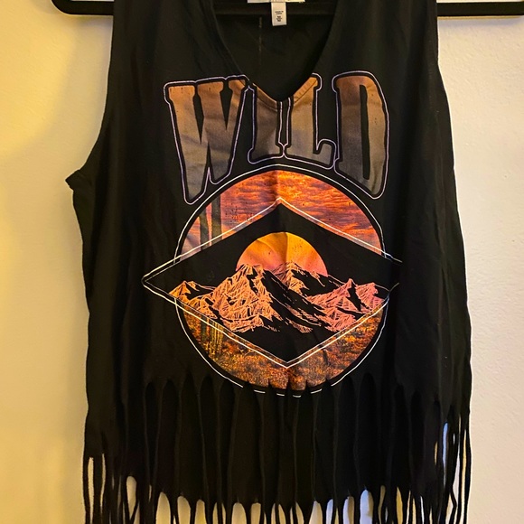 Fringe T-Shit -crop - Picture 1 of 2